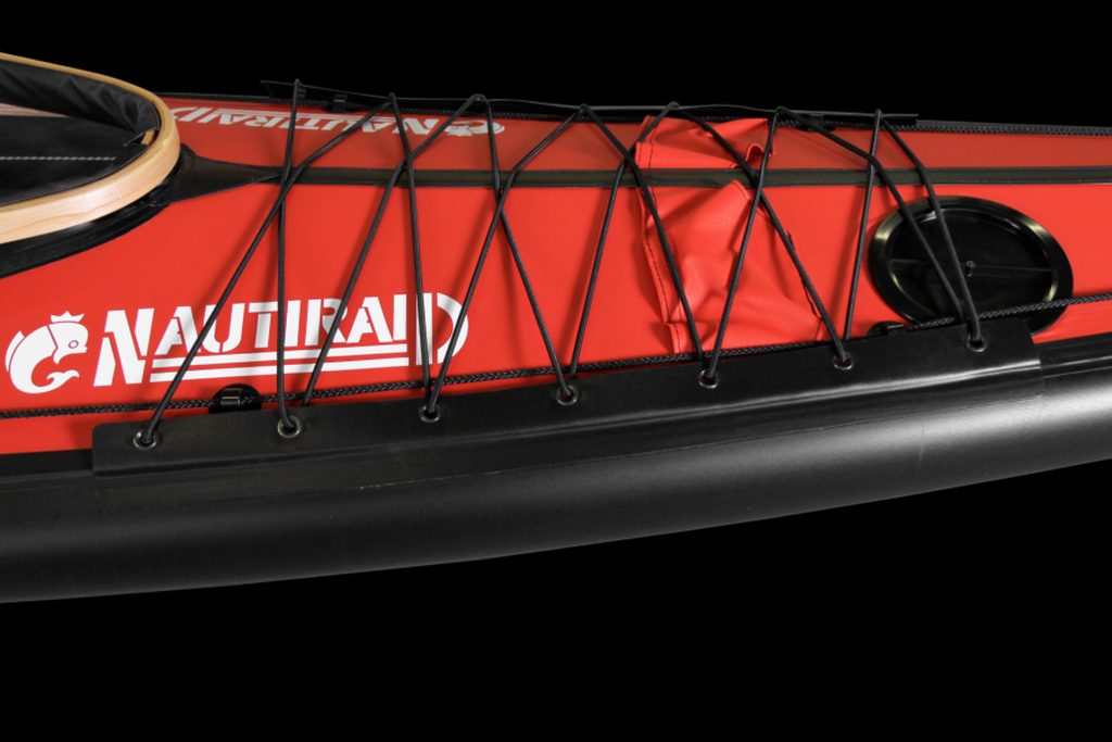 Nautiraid_Narak-Expedition_Gepäcknetz und Luke
